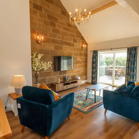 Lottie's At Broadings Farm * Whitby